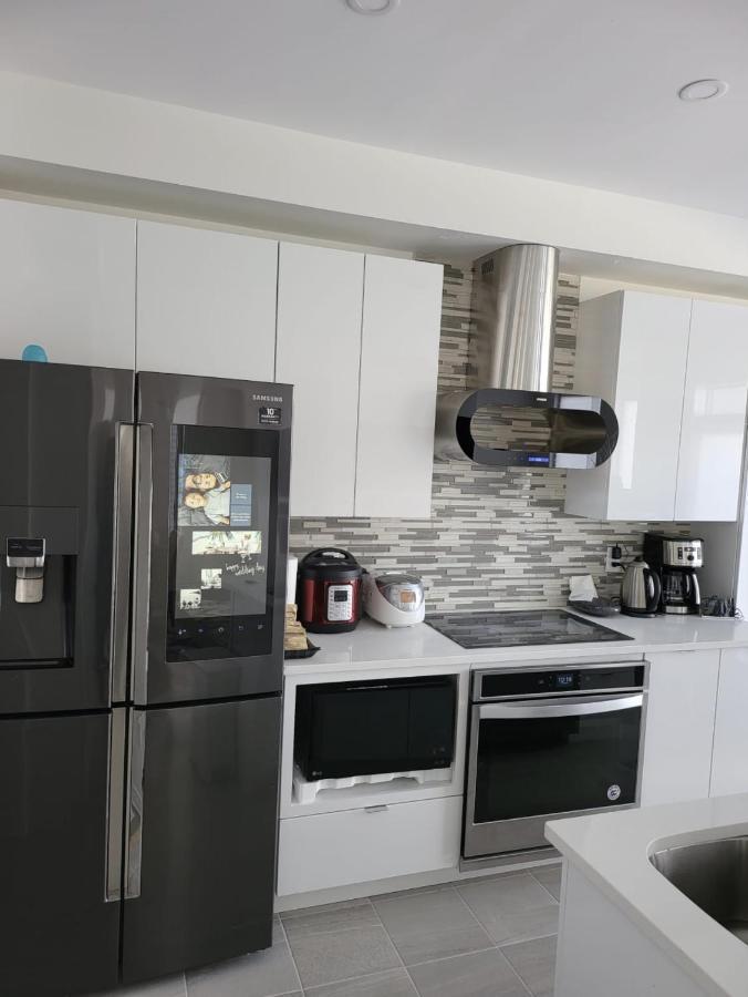5 Star Home Ottawa Buitenkant foto